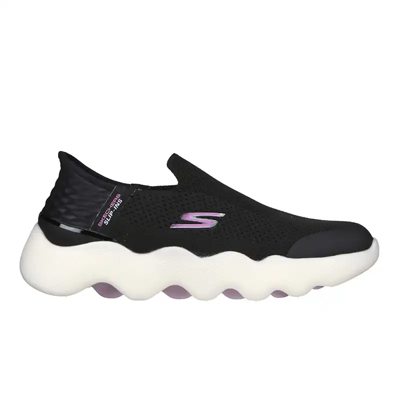 124915_BKPK_A Go Walk Massage Fit - Fashion – Image 1